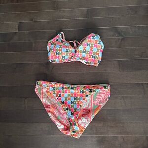 Maaji Multicolor Geometric Bikini Set. Reversible- never worn in water. EUC